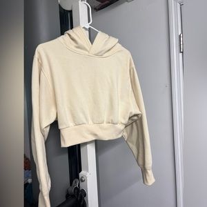 Charlotte Russe Cropped Hoodie (light yellow), Size Small